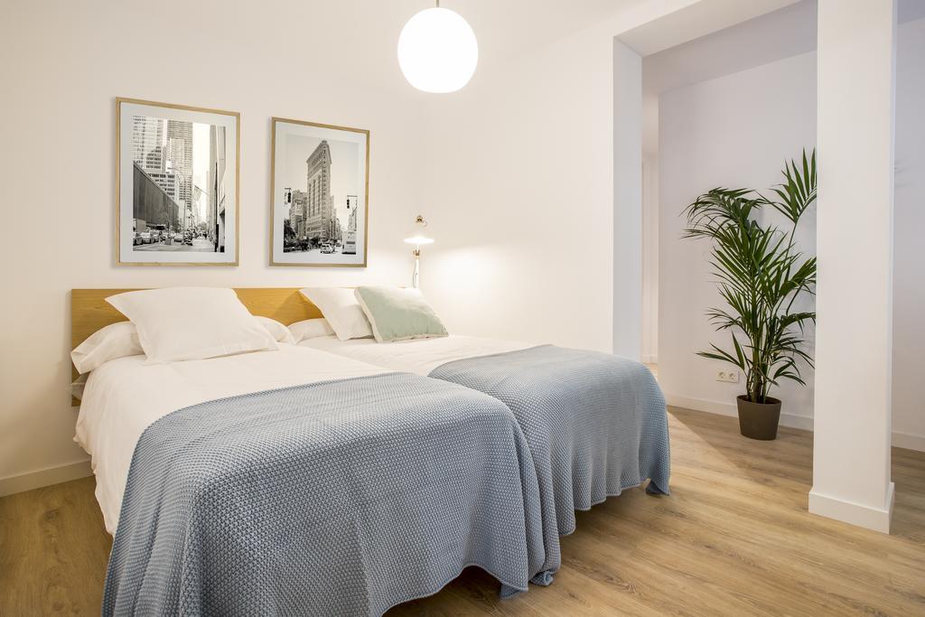 Slow Suites Luchana Madrid Szoba fotó